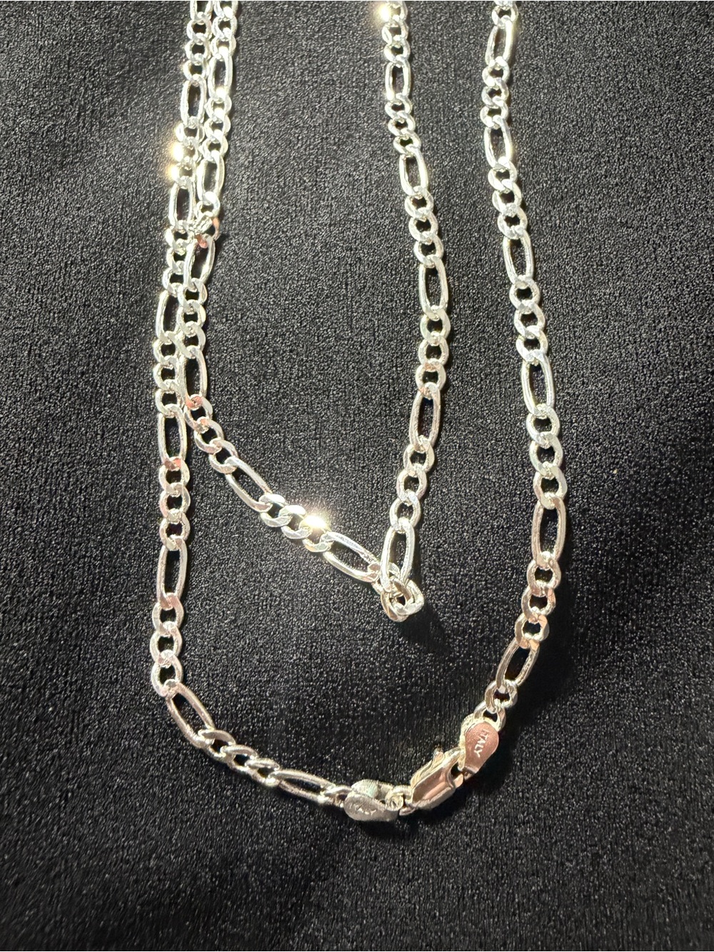 Figaro chain 22”